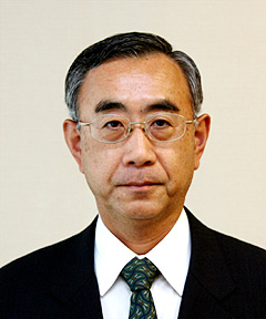 一般財団法人 地方自治研究機構 理事長 山中昭栄